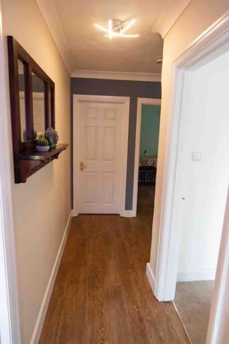 1 Bedroom Self Contained Apartment In Christchurch 윈크톤 외부 사진