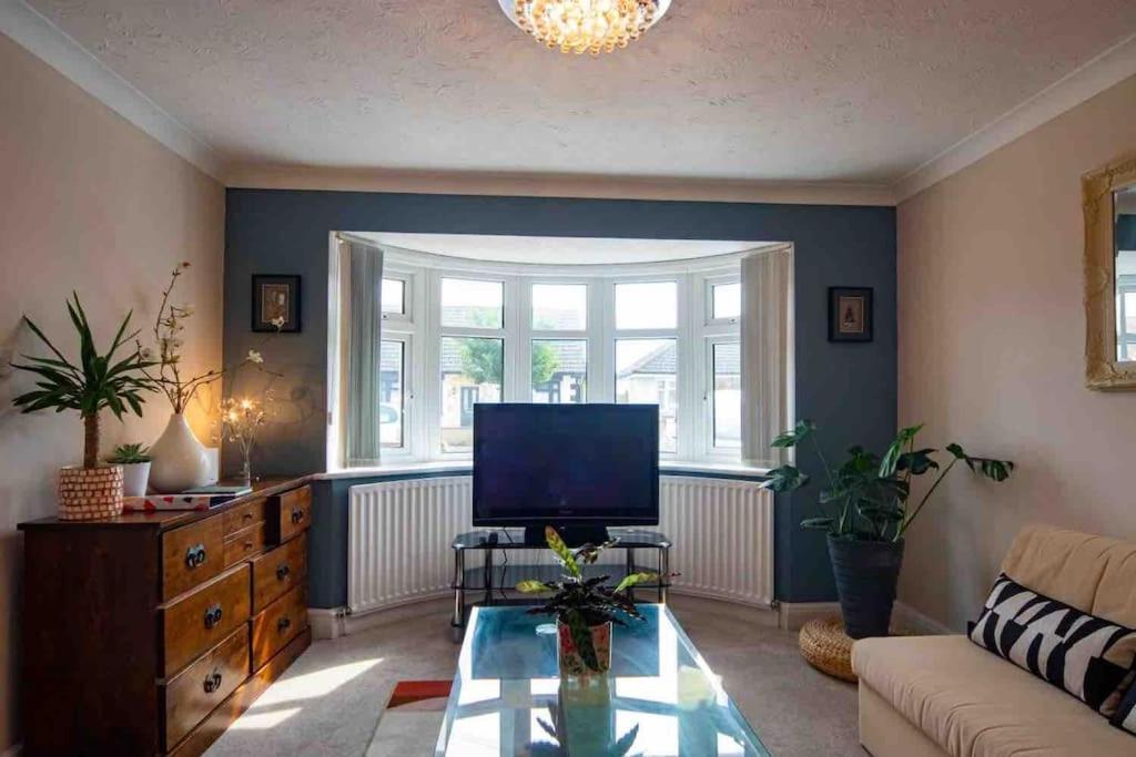 1 Bedroom Self Contained Apartment In Christchurch 윈크톤 외부 사진
