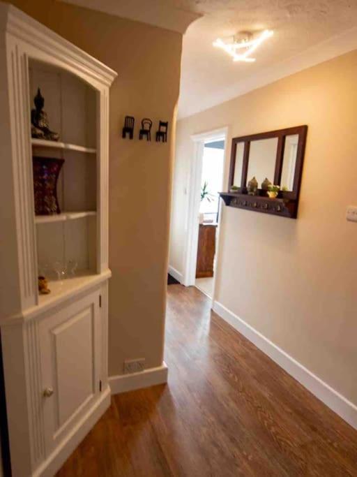 1 Bedroom Self Contained Apartment In Christchurch 윈크톤 외부 사진